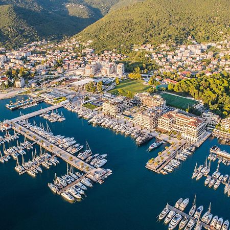 Porto Montenegro Residences Tivat Exterior foto