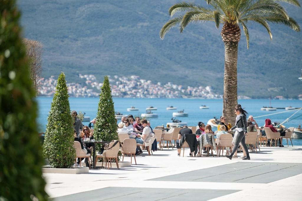 Porto Montenegro Residences Tivat Exterior foto
